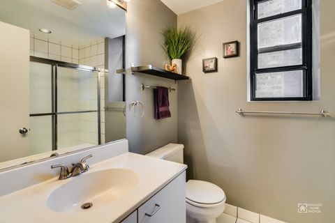 Tiny photo for 1122 W Newport Avenue #2H, Chicago, IL 60657 (MLS # 12623471)