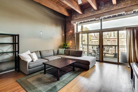 Tiny photo for 1122 W Newport Avenue #2H, Chicago, IL 60657 (MLS # 12623471)