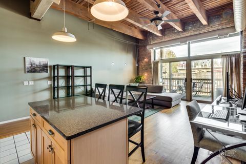 Tiny photo for 1122 W Newport Avenue #2H, Chicago, IL 60657 (MLS # 12623471)