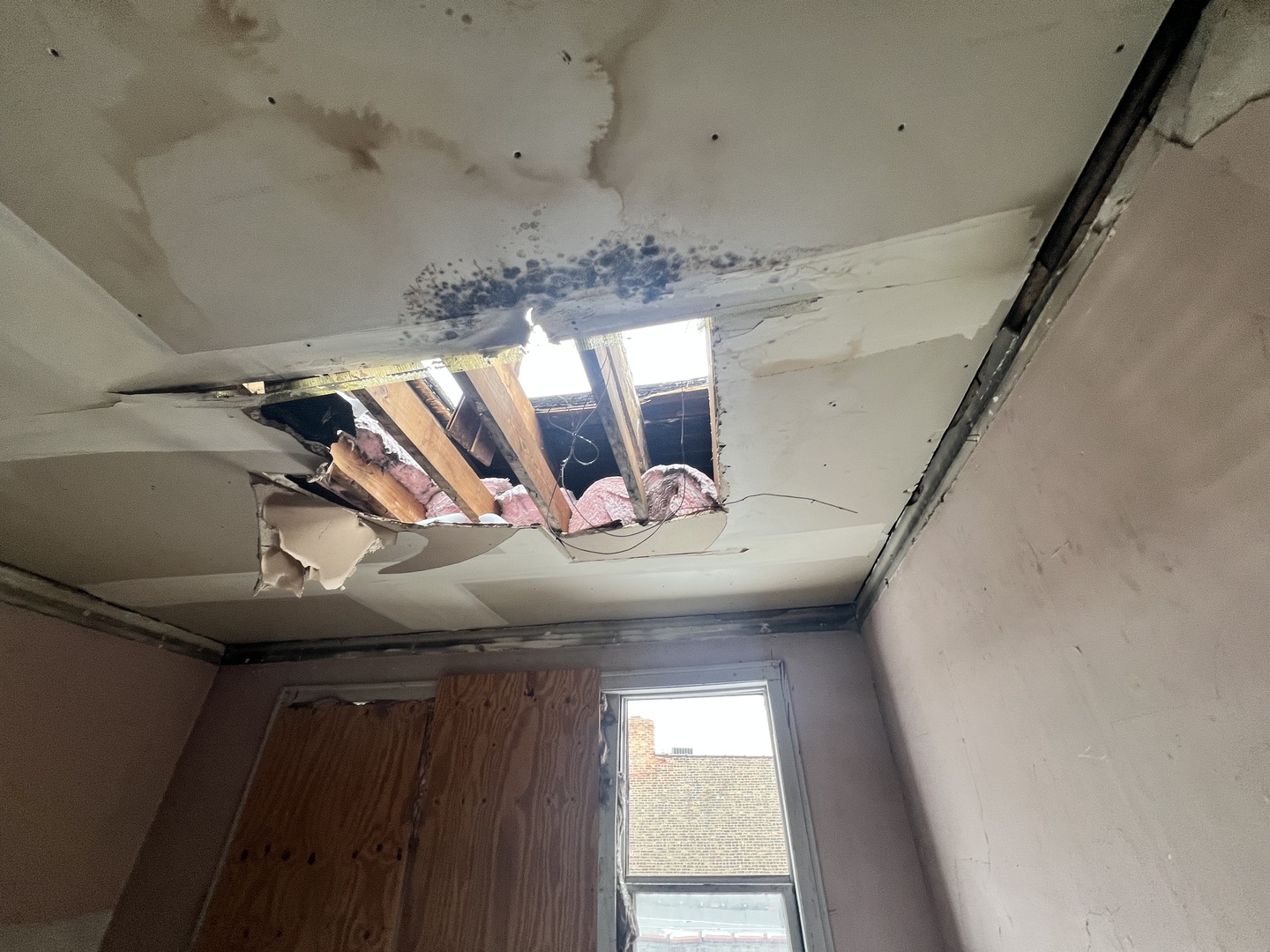 3827 W Fillmore Street