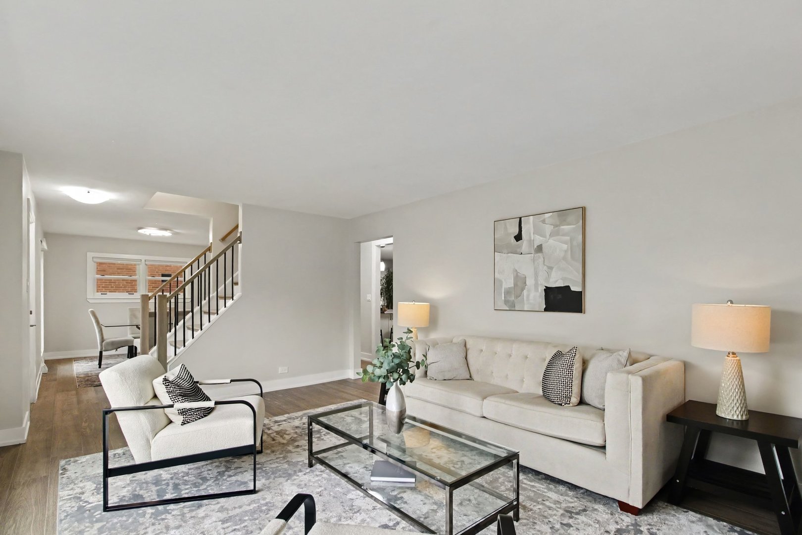 538 N Broadway Avenue