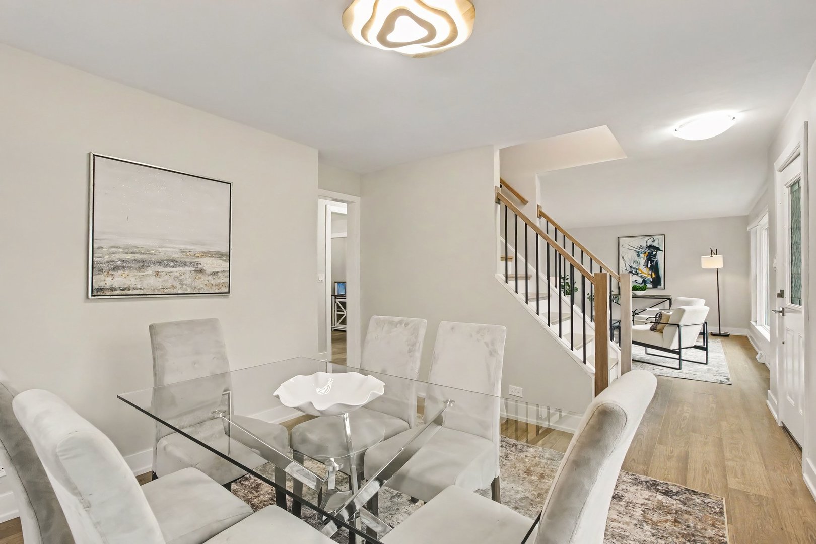 538 N Broadway Avenue