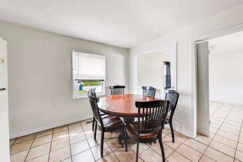 Tiny photo for 440 E Fullerton Avenue, Glendale Heights, IL 60139 (MLS # 12624239)