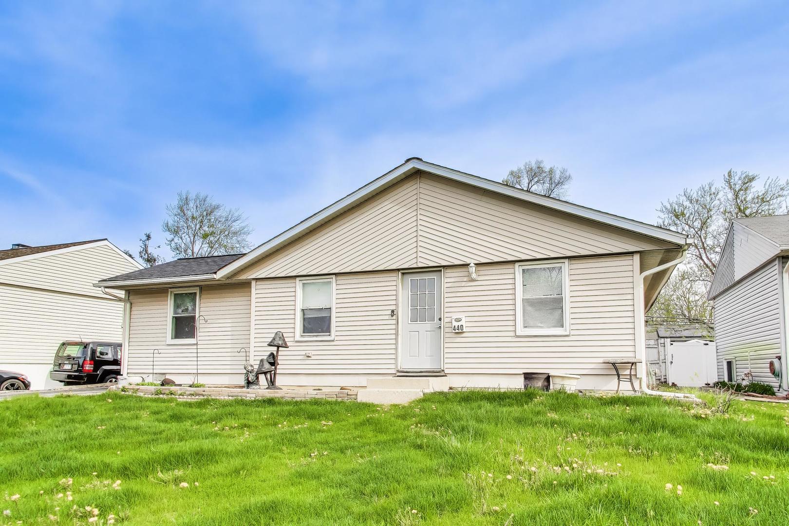 440 E Fullerton Avenue