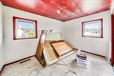 Tiny photo for 440 E Fullerton Avenue, Glendale Heights, IL 60139 (MLS # 12624239)