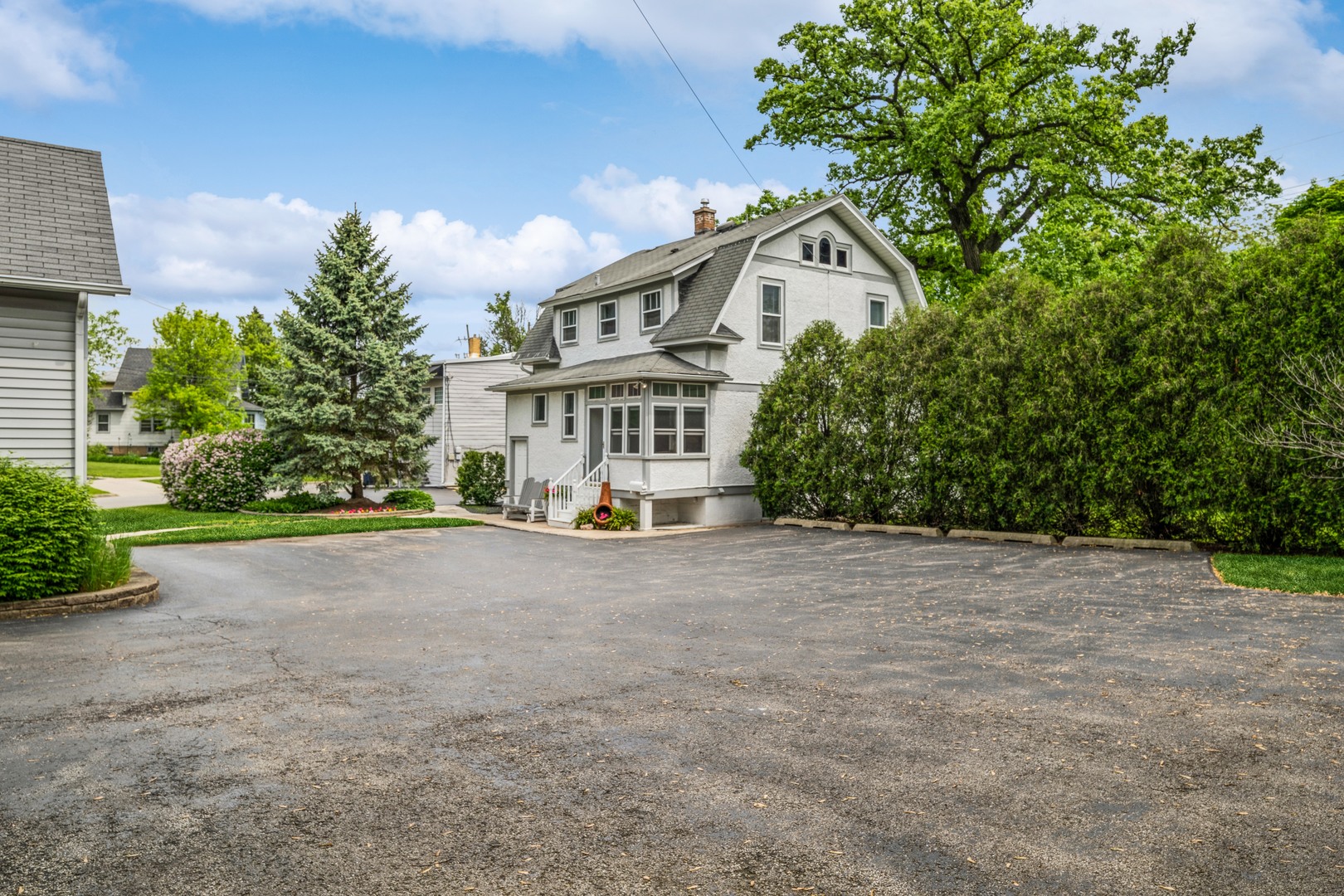 2542-2558 Green Bay Road