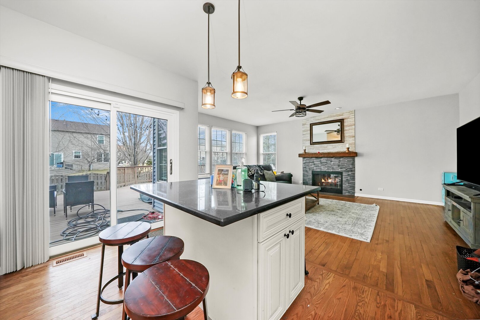 2750 Delaware Lane