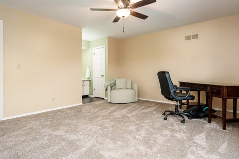 Tiny photo for 4621 High Point Drive #5, Rockford, IL 61114 (MLS # 12743817)