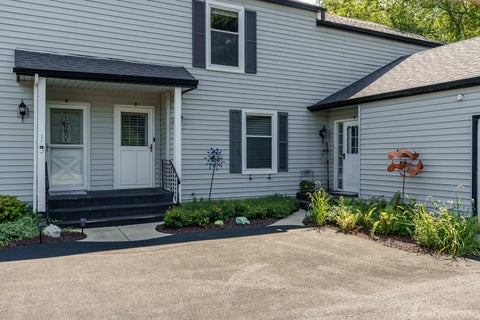 Tiny photo for 4621 High Point Drive #5, Rockford, IL 61114 (MLS # 12743817)