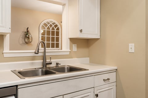 Tiny photo for 4621 High Point Drive #5, Rockford, IL 61114 (MLS # 12743817)