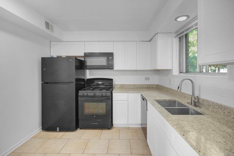 Tiny photo for 10241 S Central Avenue #1B, Oak Lawn, IL 60453 (MLS # 12493625)