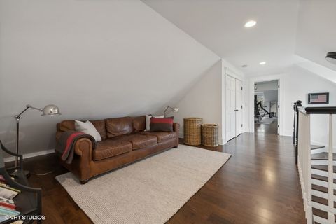 Tiny photo for 383 County Line Road, Barrington Hills, IL 60010 (MLS # 12634080)