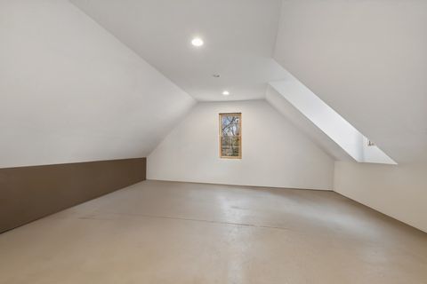 Tiny photo for 383 County Line Road, Barrington Hills, IL 60010 (MLS # 12634080)