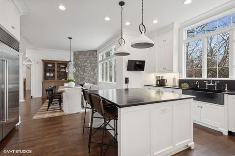 Tiny photo for 383 County Line Road, Barrington Hills, IL 60010 (MLS # 12634080)