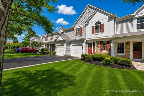 Tiny photo for 333 Shadybrook Lane, Aurora, IL 60504 (MLS # 12701125)
