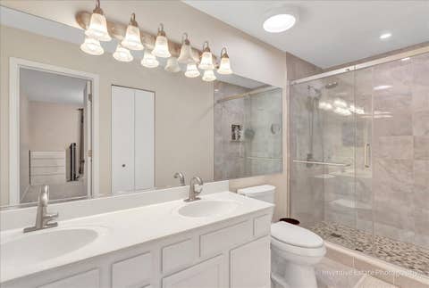 Tiny photo for 333 Shadybrook Lane, Aurora, IL 60504 (MLS # 12701125)