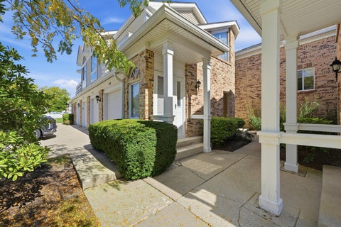 Tiny photo for 1243 Ranch View Court, Buffalo Grove, IL 60089 (MLS # 12772182)