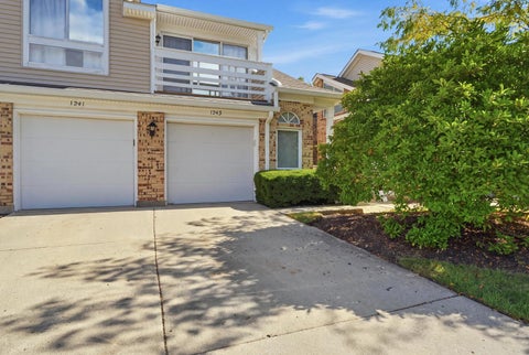 Photo of 1243 Ranch View Court, Buffalo Grove, IL 60089 (MLS # 12772182)