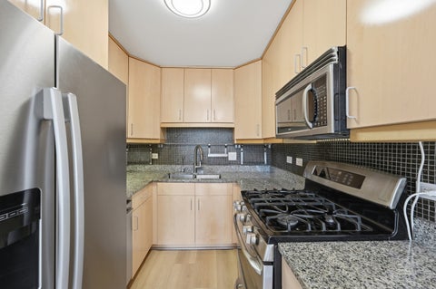 Tiny photo for 1243 Ranch View Court, Buffalo Grove, IL 60089 (MLS # 12772182)