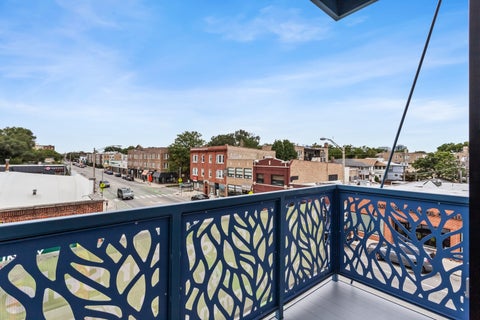 Tiny photo for 839 Madison Street #301, Oak Park, IL 60302 (MLS # 12775731)