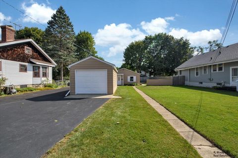 Tiny photo for 115 Grant Street, Barrington, IL 60010 (MLS # 12632945)