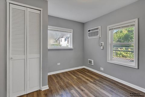Tiny photo for 115 Grant Street, Barrington, IL 60010 (MLS # 12632945)
