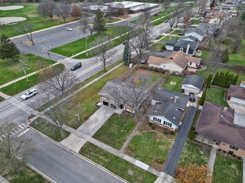 A home in Glen Ellyn