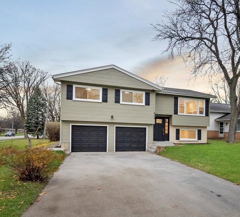 A home in Glen Ellyn