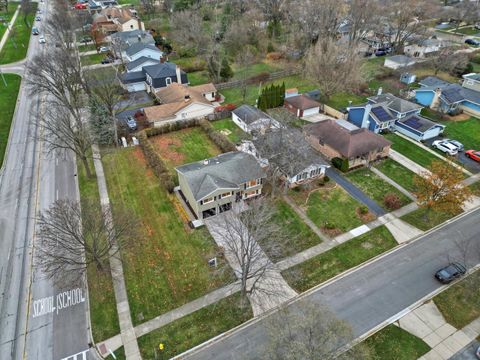 A home in Glen Ellyn