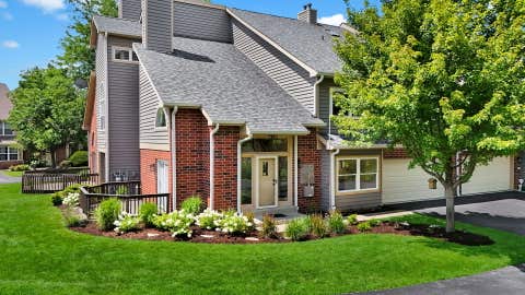 Tiny photo for 8008 Barrymore Drive, Darien, IL 60561 (MLS # 12716137)