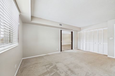 Tiny photo for 13000 W Heiden Circle #3105, Lake Bluff, IL 60044 (MLS # 12594536)