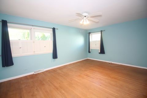 Tiny photo for 12 S Princeton Court, Arlington Heights, IL 60005 (MLS # 12546789)