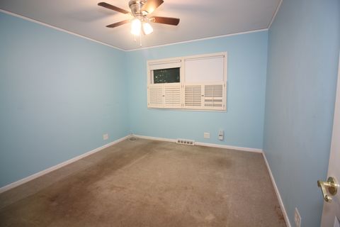 Tiny photo for 12 S Princeton Court, Arlington Heights, IL 60005 (MLS # 12546789)