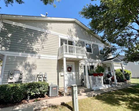 Tiny photo for 543 Wynn Court #543, Wheeling, IL 60090 (MLS # 12485044)