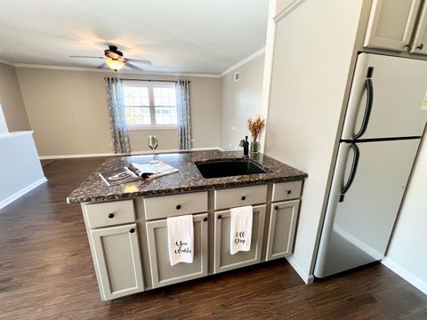 Tiny photo for 543 Wynn Court #543, Wheeling, IL 60090 (MLS # 12485044)