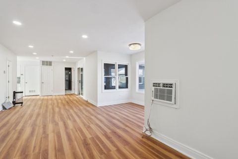 Tiny photo for 26814 N Genesee Street, Wauconda, IL 60084 (MLS # 12533062)