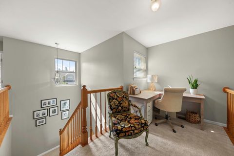 Tiny photo for 130 Tanglewood Drive, Glen Ellyn, IL 60137 (MLS # 12460084)