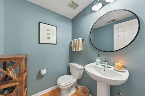 Tiny photo for 130 Tanglewood Drive, Glen Ellyn, IL 60137 (MLS # 12460084)