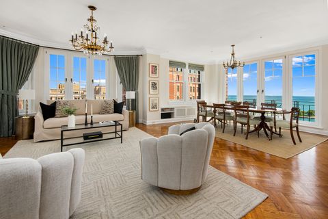 Tiny photo for 421 W Melrose Street #18BC, Chicago, IL 60657 (MLS # 12617652)