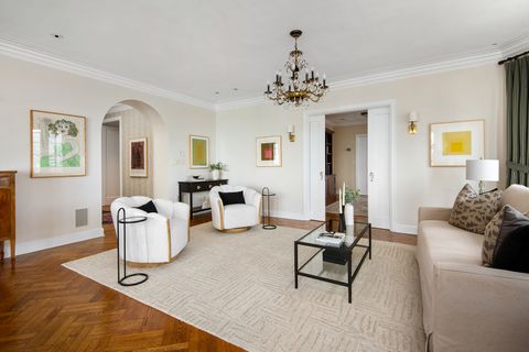 Tiny photo for 421 W Melrose Street #18BC, Chicago, IL 60657 (MLS # 12617652)