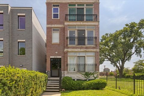 4541 S Evans Avenue 2 Chicago IL 60653