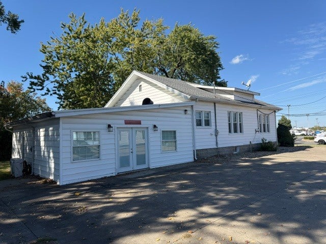 1823 W Main Street