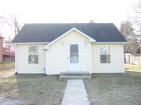 Photo of 26151 W Ingleside Avenue, Ingleside, IL 60041 (MLS # 12620888)