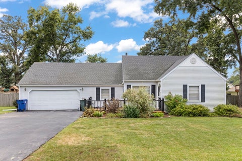 Photo of 136 Ash Street, New Lenox, IL 60451 (MLS # 12774687)