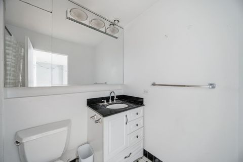 Tiny photo for 40 E 9TH Street #712, Chicago, IL 60605 (MLS # 12605627)