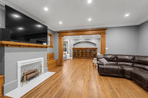 Tiny photo for 4019 W Wellington Avenue, Chicago, IL 60641 (MLS # 12735470)