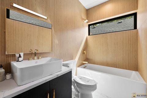 Tiny photo for 1143 Clinton Avenue, Oak Park, IL 60304 (MLS # 12534605)