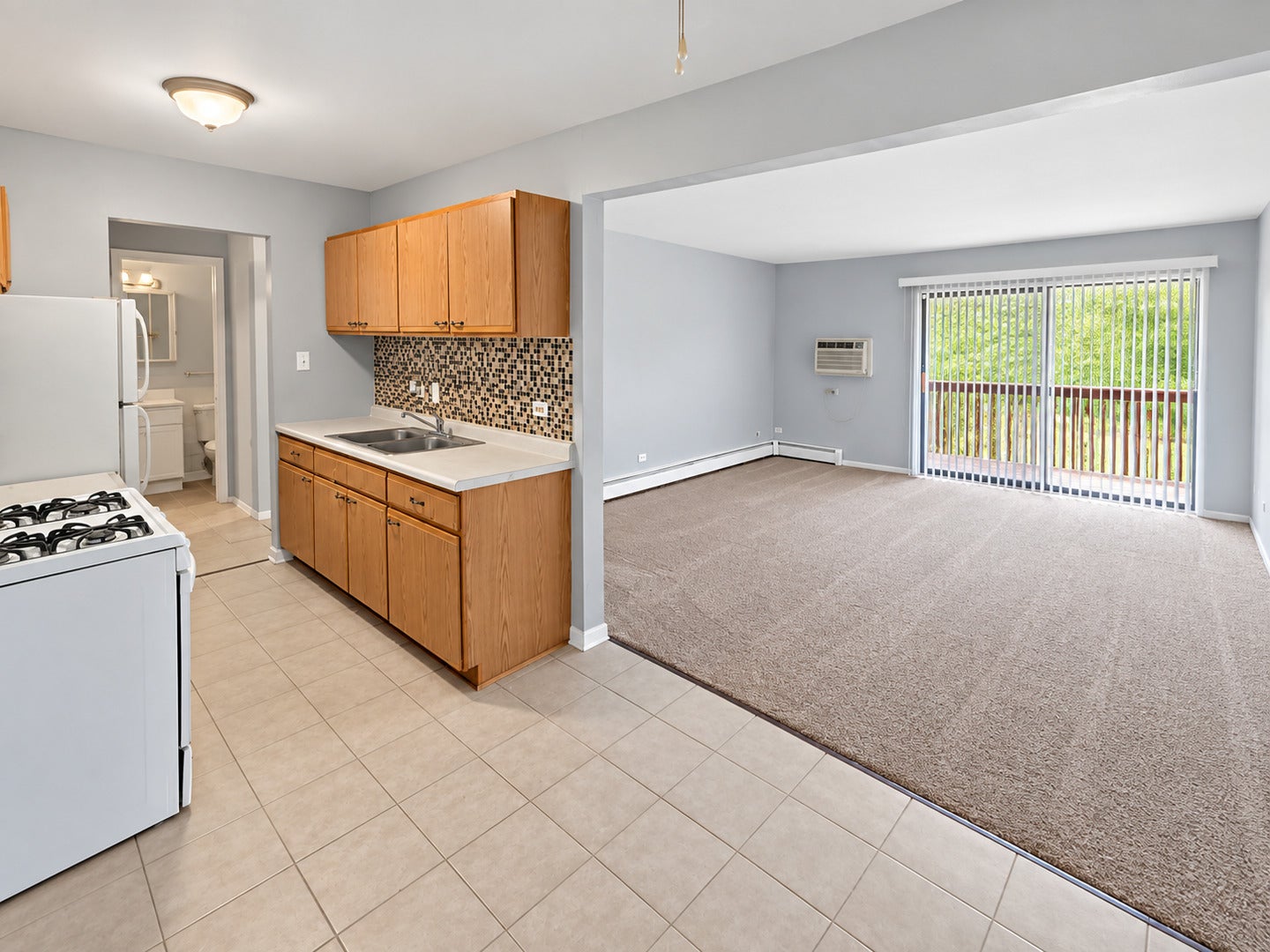 100 Willow Lane B205