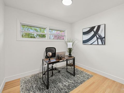 Tiny photo for 2015 Maplewood Road, Northbrook, IL 60062 (MLS # 12628969)