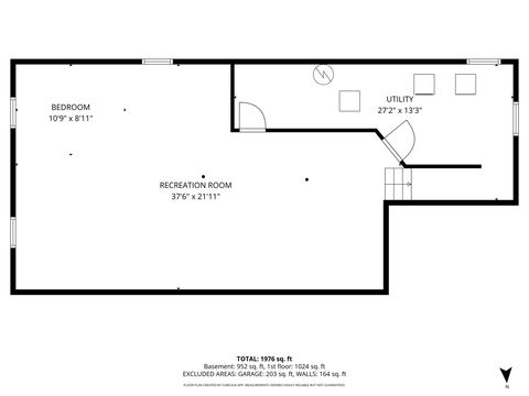 Tiny photo for 2015 Maplewood Road, Northbrook, IL 60062 (MLS # 12628969)